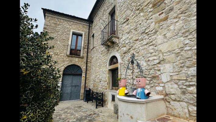 Famiglia nel bosco, sindaco 'a Natale tutti insieme per due ore e mezza'