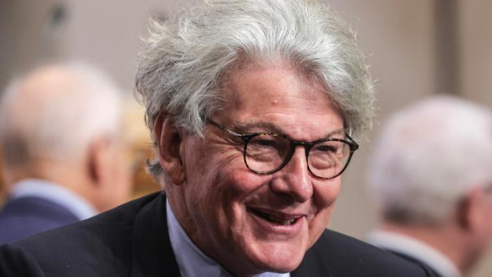 Breton, 'la caccia alle streghe di McCarthy &egrave; tornata?'