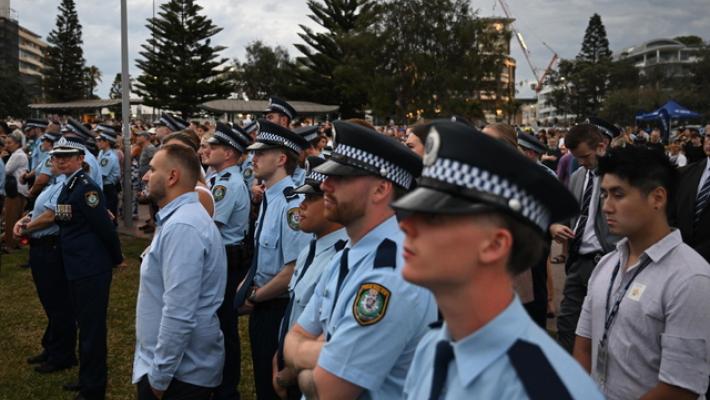Esponeva simboli nazisti, l'Australia revoca il visto a un cittadino britannico