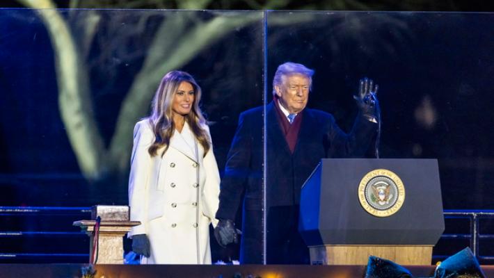 Trump, 'buon Natale anche alla feccia della sinistra radicale'