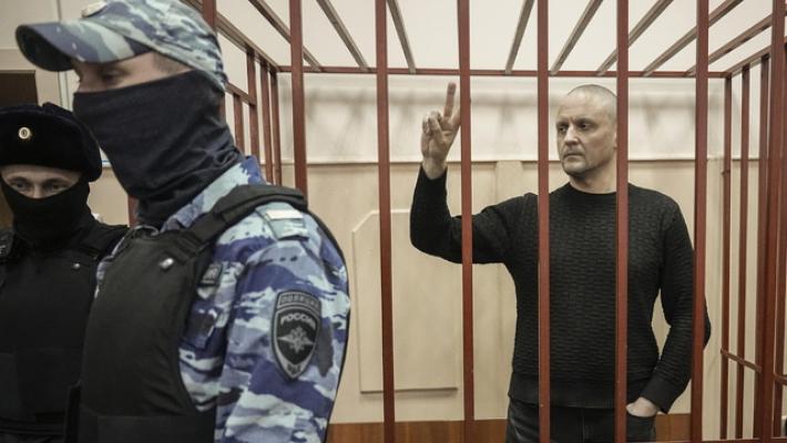 Russia, l'oppositore Udaltsov condannato a 6 anni di carcere