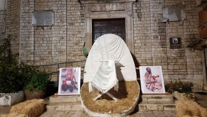 Il parroco non mette Ges&ugrave; Bambino nel presepe 'Abbiamo dichiarato guerra alla vita'