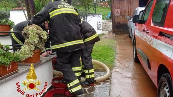 Strade chiuse e allagate, forti disagi a Olbia e in Gallura