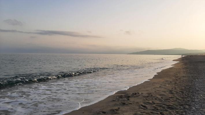 Il cadavere di un uomo trovato sulla spiaggia a Cariati, nel cosentino