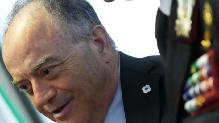 Gratteri, "Stop a uso app? Causato solo da suo malfunzionamento"