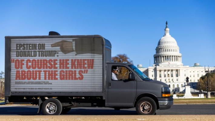 Il Wsj rivela: Epstein venne cacciato da Mar-a-Lago dopo le lamentele di una dipendete