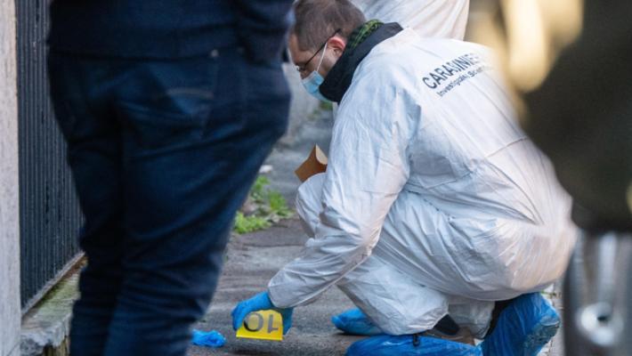 Ragazza morta a Milano, accertamenti per individuare il cellulare