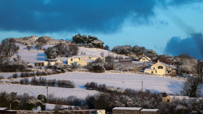 Ondata di neve e gelo nel Regno Unito, disagi nei trasporti