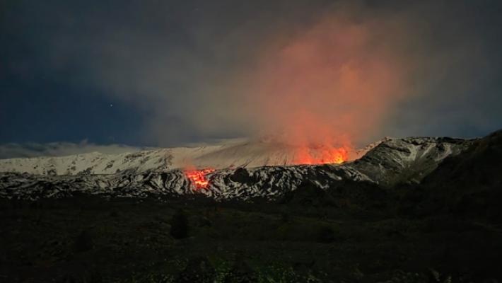 Etna: Ingv, se tasso effusivo &egrave; costante colata resta nella Valle del Bove