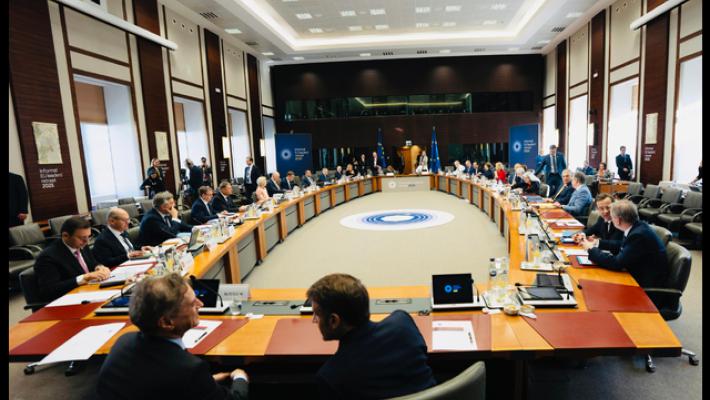 Ue senza Orban, rispettare la volont&agrave; del popolo venezuelano