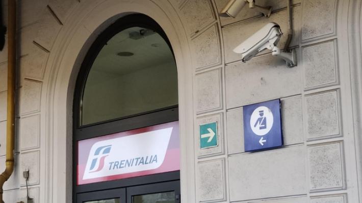 Capotreno ucciso a coltellate in zona stazione a Bologna