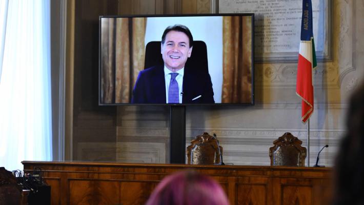 Conte, l'Italia non sia serva e anteponga il diritto al privilegio del pi&ugrave; forte