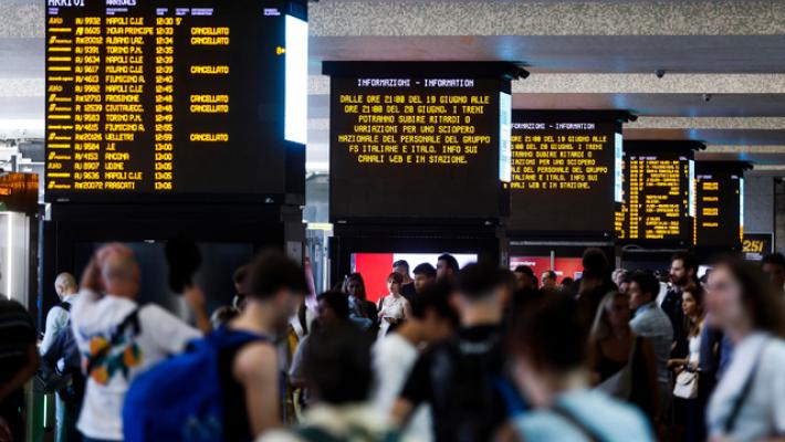 Partono i primi scioperi, oggi stop al trasporto pubblico in alcune citt&agrave;