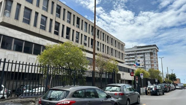 Muore in casa a 25 anni, aveva partorito da pochi giorni