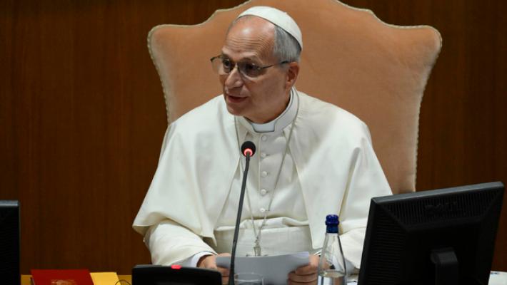 Il Papa, 'la guerra &egrave; tornata di moda, invasi i confini con la forza'