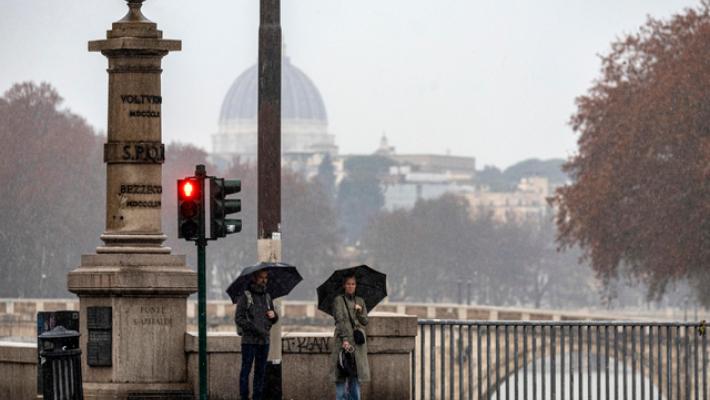 Ancora maltempo sull'Italia, con freddo e pioggia al Centro-Sud