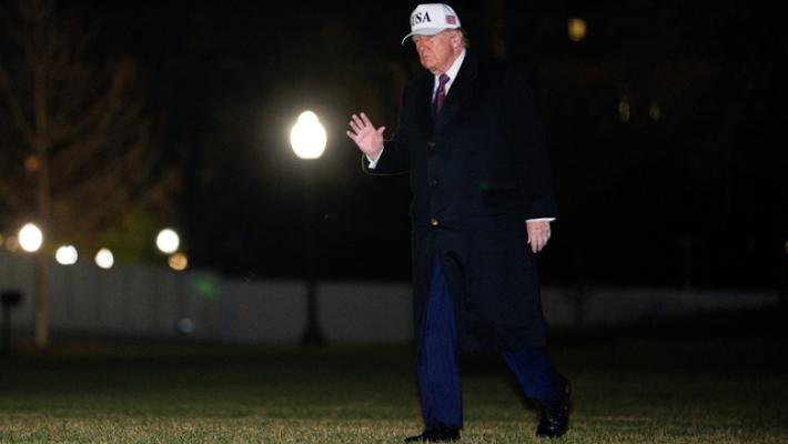 Trump plaude all'inflazione Usa, Powell tagli i tassi