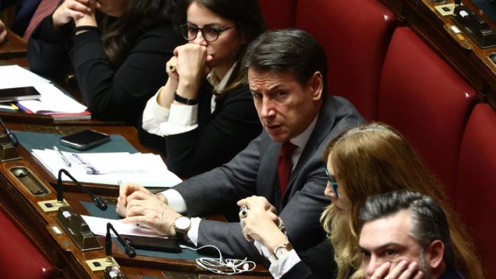 M5s presenta una sua risoluzione sull'Iran, "no ad azioni militari unilaterali"