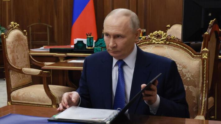 Putin pronto a vedere Witkoff e Kushner, prestito Ue per Kiev&nbsp;