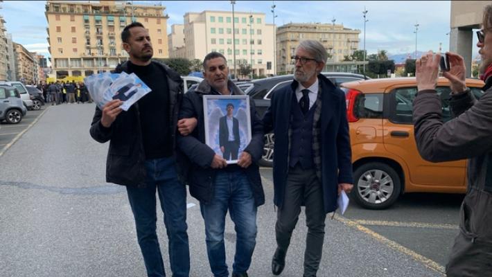 ++ Ragazzo ucciso, padre e zio di Abu in prefettura 'serve una legge' ++