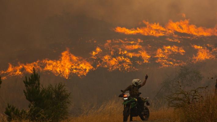 Cile, 15 morti e 19 feriti per gli incendi in due regioni
