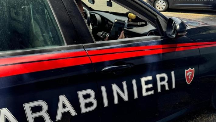 Abusi su otto alunne, misura cautelare per un collaboratore scolastico