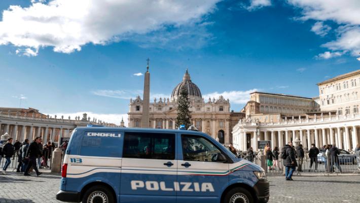 Il Papa, 'ordine e sicurezza contribuiscono al bene di tutti'