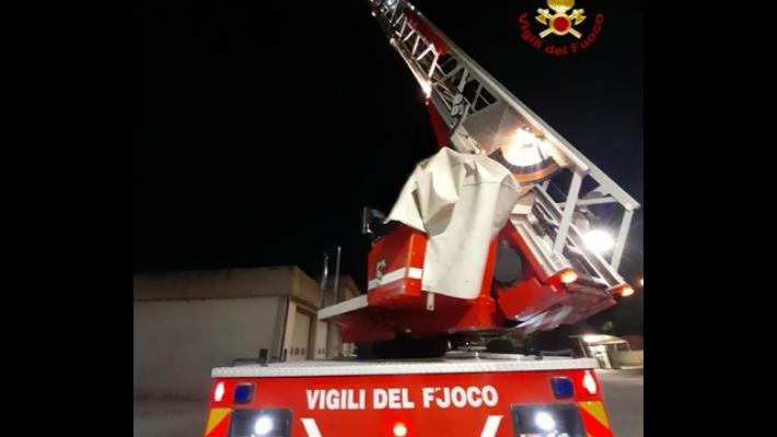 Incendio in un condominio a Verona, due ricoverati gravi in ospedale