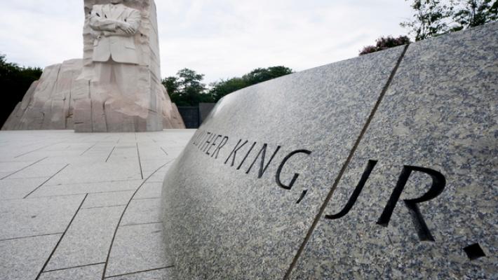 La Casa Bianca celebra Martin Luther King a fine giornata