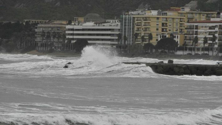 Maltempo in Calabria, a Crotone ordinata evacuazione zone costiere