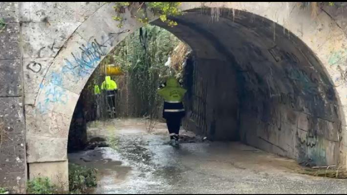 Maltempo su Isole e Calabria, massima allerta per nubifragi, mareggiate e venti