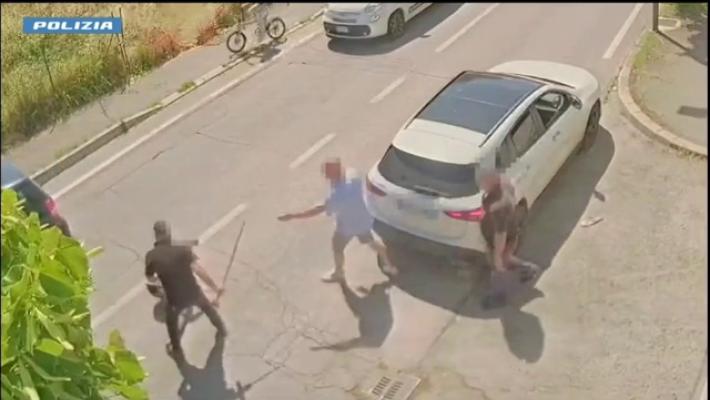 Mor&igrave; dopo il taser, ai domiciliari i tre che lo pestarono prima del fermo