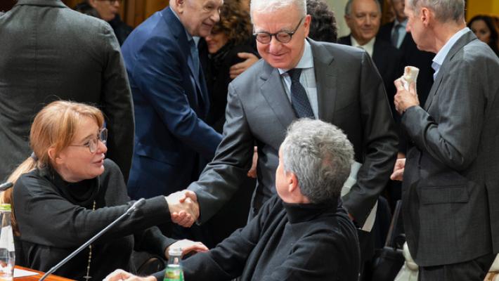 Chigi, Italia indignata, richiamato ambasciatore a Berna