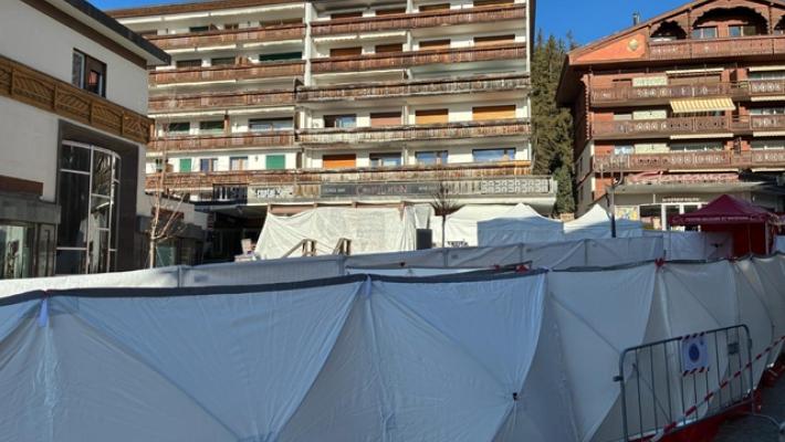 Crans-Montana, al Tg1 le immagini di un incendio a un altro locale dei Moretti