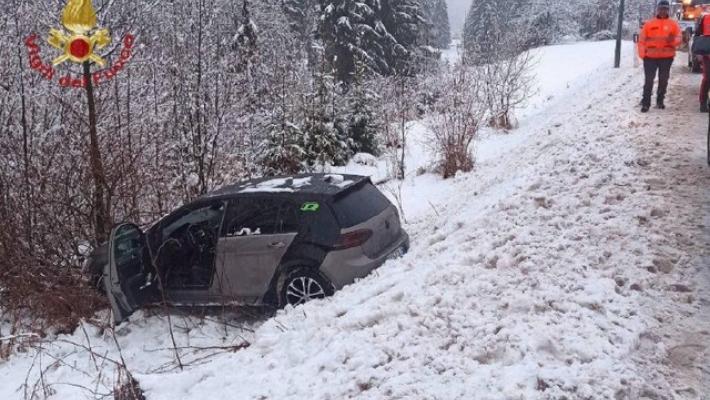 Nevicate nel Bellunese, 40 interventi dei Vigili del fuoco