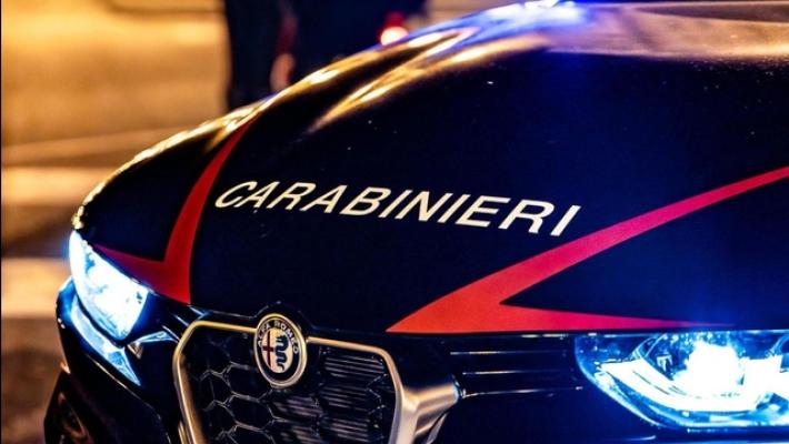 Pestaggio notturno a Civitanova Marche: le violenze del gruppo in un video, aggrediti due ragazzi dopo una lite in discoteca