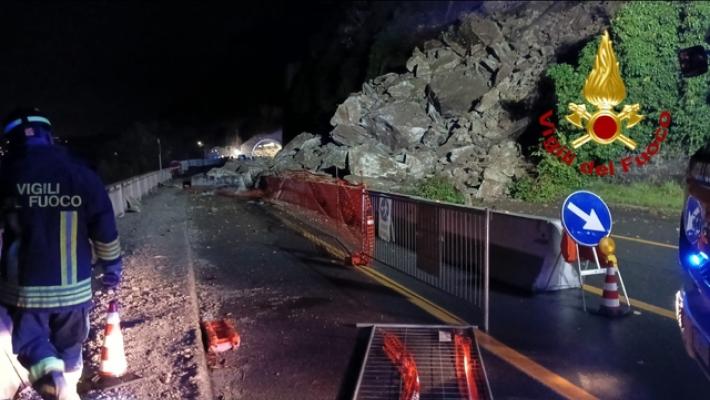 Aurelia chiusa ad Arenzano, squadre Anas ancora al lavoro