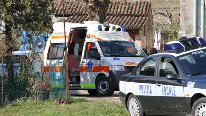 Bambine di 4 e 5 anni travolte su strisce pedonali, non sono gravi