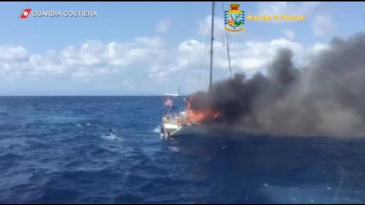 Migranti morti in esplosione barca, assolti in appello due finanzieri