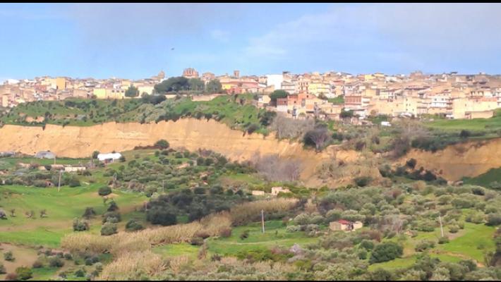 Schifani, 'Niscemi rischia di crollare davanti a un vuoto enorme'