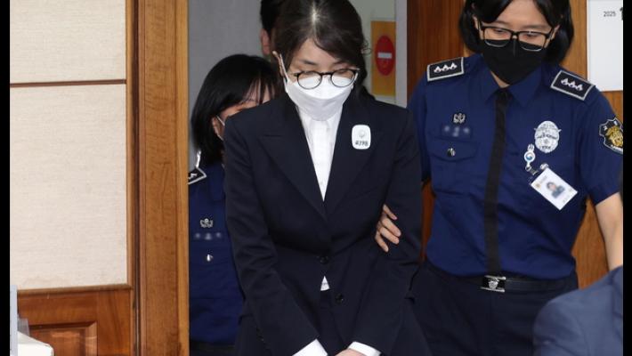 Seul, 20 mesi di carcere all'ex first lady Kim Keon-he per corruzione