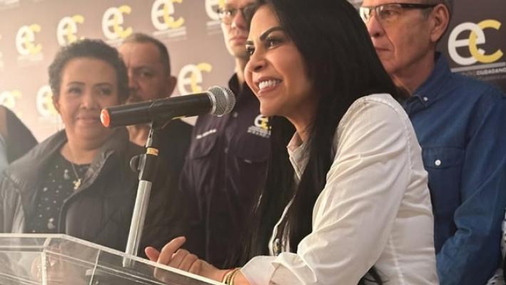 Venezuela, l'oppositrice Sol&oacute;rzano riappare a Caracas dopo 17 mesi