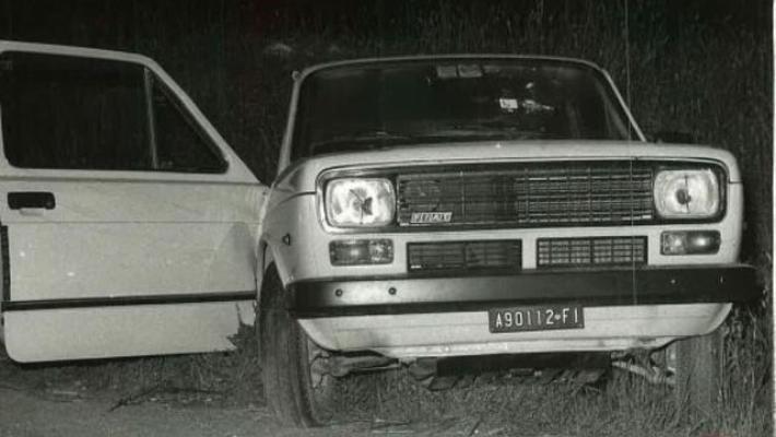 Mostro di Firenze, esposto in procura riunisce 3 delitti in pista a luci rosse