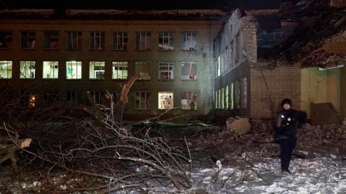 Kiev, 'drone russo su autobus, 12 morti'