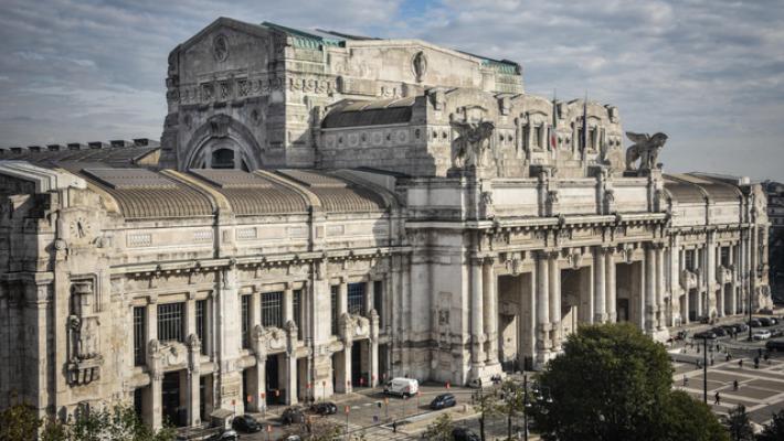 Clochard morto a Milano vicino alla Stazione Centrale, aveva 25 anni