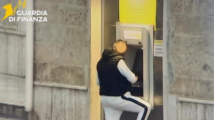 False identit&agrave; create con intelligenza artificiale, scoperta truffa all'Inps