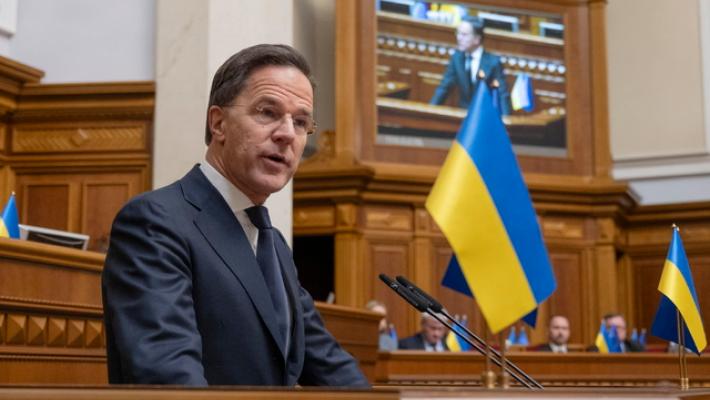 Zelensky, con Rutte oggi al memoriale dei caduti a Kiev