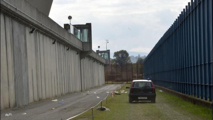 Il killer di Denisa ha tentato di evadere da Sollicciano