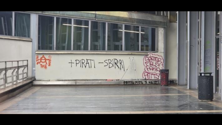 Scritte per sfregio in ateneo Torino, Bernini 'Mur presenta denuncia'