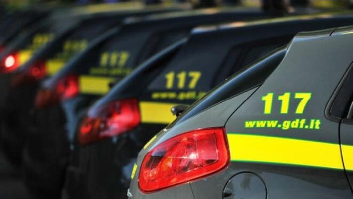 Gdf alla Triestina Calcio per riciclaggio, evasione, falso